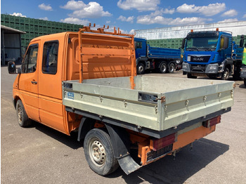 Малотоннажный бортовой грузовик, Грузопассажирский фургон Mercedes-Benz Sprinter Pritsche Doka 211 CDI: фото 2
