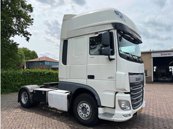 Тягач DAF XF 460