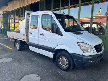 Малотоннажный бортовой грузовик MERCEDES-BENZ