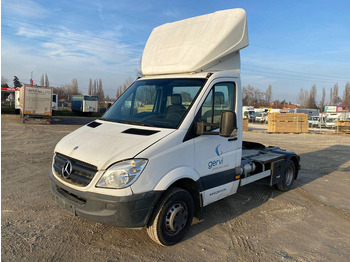 Малотоннажный седельный тягач MERCEDES-BENZ Sprinter 515
