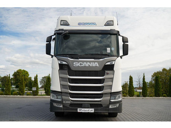Тентованный грузовик Scania S 450 / SOLÓWKA / 6X2 / OŚ PODNOSZONA / 2019 /: фото 3