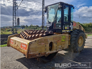 Каток CATERPILLAR