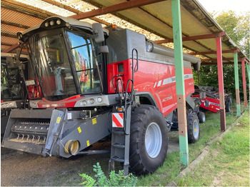 Зерноуборочный комбайн MASSEY FERGUSON