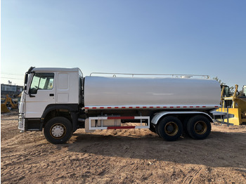 Грузовик-цистерна SINOTRUK HOWO 371 Water Tanker Truck: фото 5