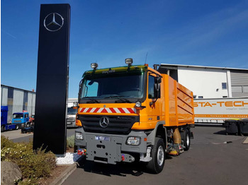 Mercedes-Benz Actros 2032 A 4x4 Bucher STKF 9500 Airport в лизинг Mercedes-Benz Actros 2032 A 4x4 Bucher STKF 9500 Airport: фото 1 Mercedes-Benz Actros 2032 A 4x4 Bucher STKF 9500 Airport в лизинг Mercedes-Benz Actros 2032 A 4x4 Bucher STKF 9500 Airport: фото 1