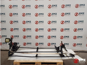 Аэродинамика/ Спойлеры для Грузовиков MAN Occ cabinespoilerset links/rechts MAN: фото 3 Аэродинамика/ Спойлеры для Грузовиков MAN Occ cabinespoilerset links/rechts MAN: фото 3