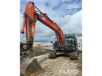Гусеничный экскаватор HITACHI ZX225USLC-6