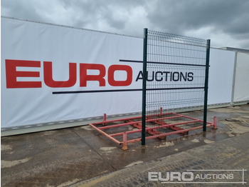 : фото в шапке страницы