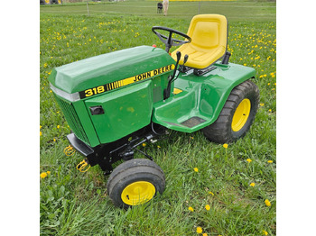 Коммунальный трактор JOHN DEERE