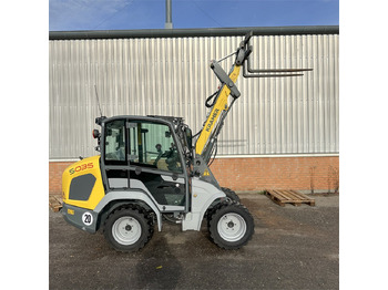 : фото в шапке страницы