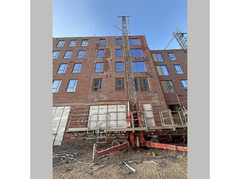 : фото в шапке страницы