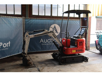 Мини-экскаватор