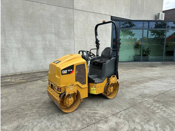 Каток CATERPILLAR CB14B