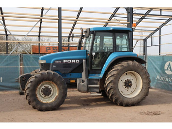 Трактор NEW HOLLAND 70 series