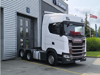 Тягач SCANIA S 450