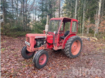 Трактор VOLVO