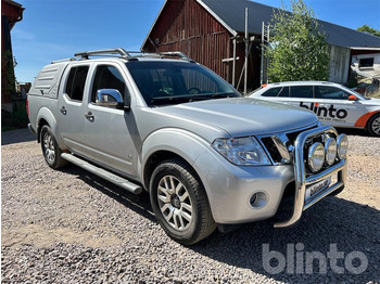 Пикап NISSAN Navara D40 med översynsbehov: фото 3