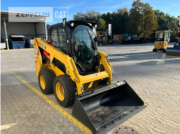 Мини-погрузчик с бортовым поворотом CATERPILLAR 226D