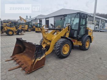 Колёсный погрузчик CATERPILLAR 906M