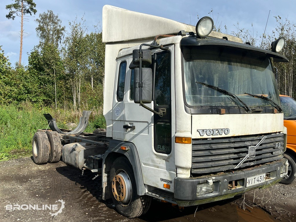 1999 Volvo FL6 Chassis 4x2 N2 - Грузовик-шасси: фото 1 1999 Volvo FL6 Chassis 4x2 N2 - Грузовик-шасси: фото 1