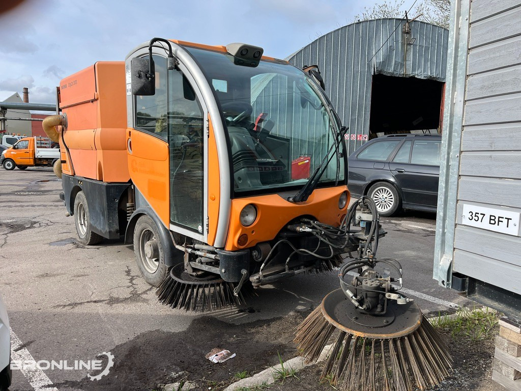 2008 BUCHER CITYCAT 2020 Road sweeper - Подметально-уборочная машина: фото 1 2008 BUCHER CITYCAT 2020 Road sweeper - Подметально-уборочная машина: фото 1