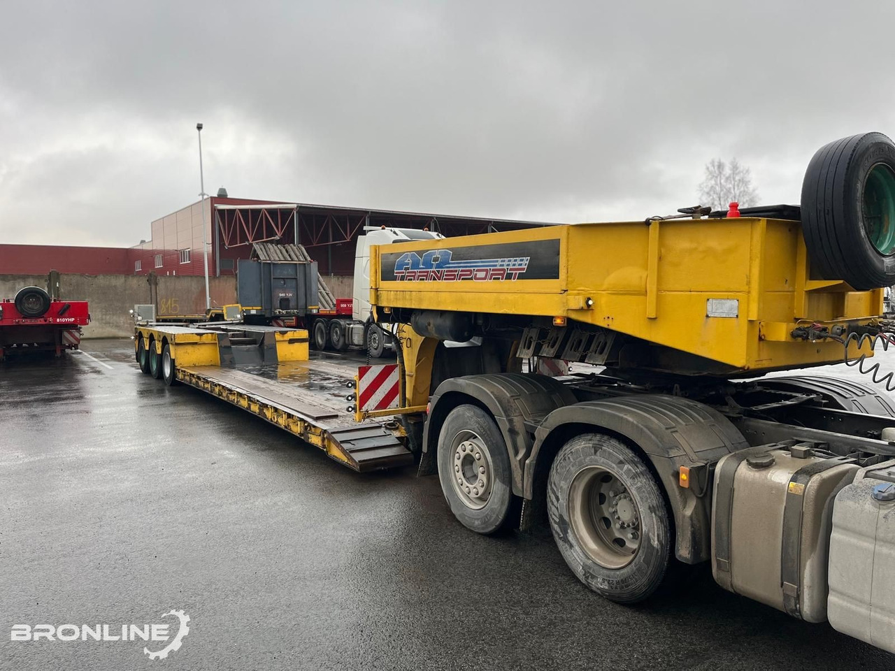 Faymonville STBZ-3VA Low-Bed 3-axle Trailer - Низкорамный полуприцеп: фото 3 Faymonville STBZ-3VA Low-Bed 3-axle Trailer - Низкорамный полуприцеп: фото 3