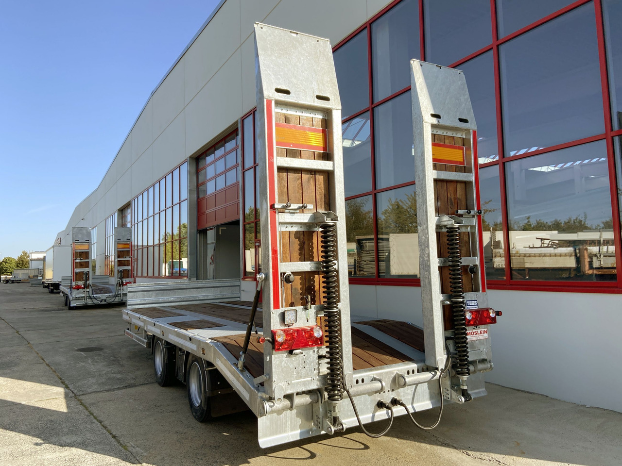 Новый Низкорамный прицеп для транспортировки тяжёлой техники Möslein TT19 - 7,2 19 t Tandemtieflader, Luftgefedert, NEU: фото 10 Новый Низкорамный прицеп для транспортировки тяжёлой техники Möslein TT19 - 7,2 19 t Tandemtieflader, Luftgefedert, NEU: фото 10