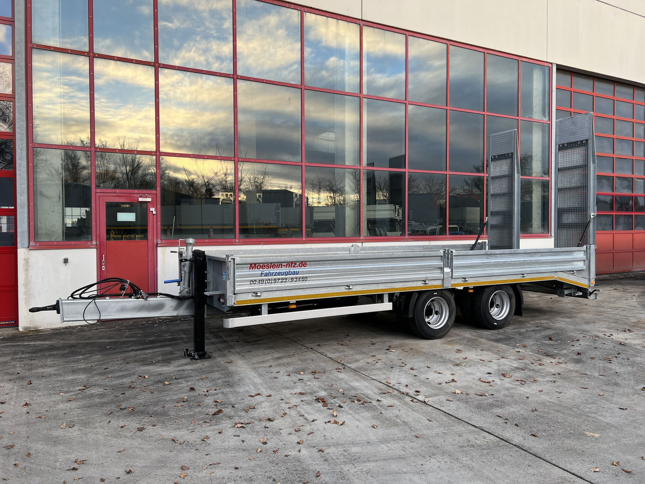 Möslein TTH 19- 6,7 19 t Tandemtieflader-- Neufahrzeug -- - Низкорамный прицеп: фото 5 Möslein TTH 19- 6,7 19 t Tandemtieflader-- Neufahrzeug -- - Низкорамный прицеп: фото 5