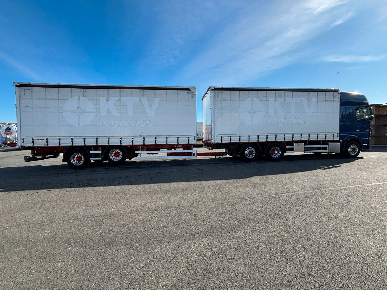 DAF SSC XF 480 Jumbozug + Anh Wecon Staplerhalterung - Тентованный грузовик: фото 5 DAF SSC XF 480 Jumbozug + Anh Wecon Staplerhalterung - Тентованный грузовик: фото 5