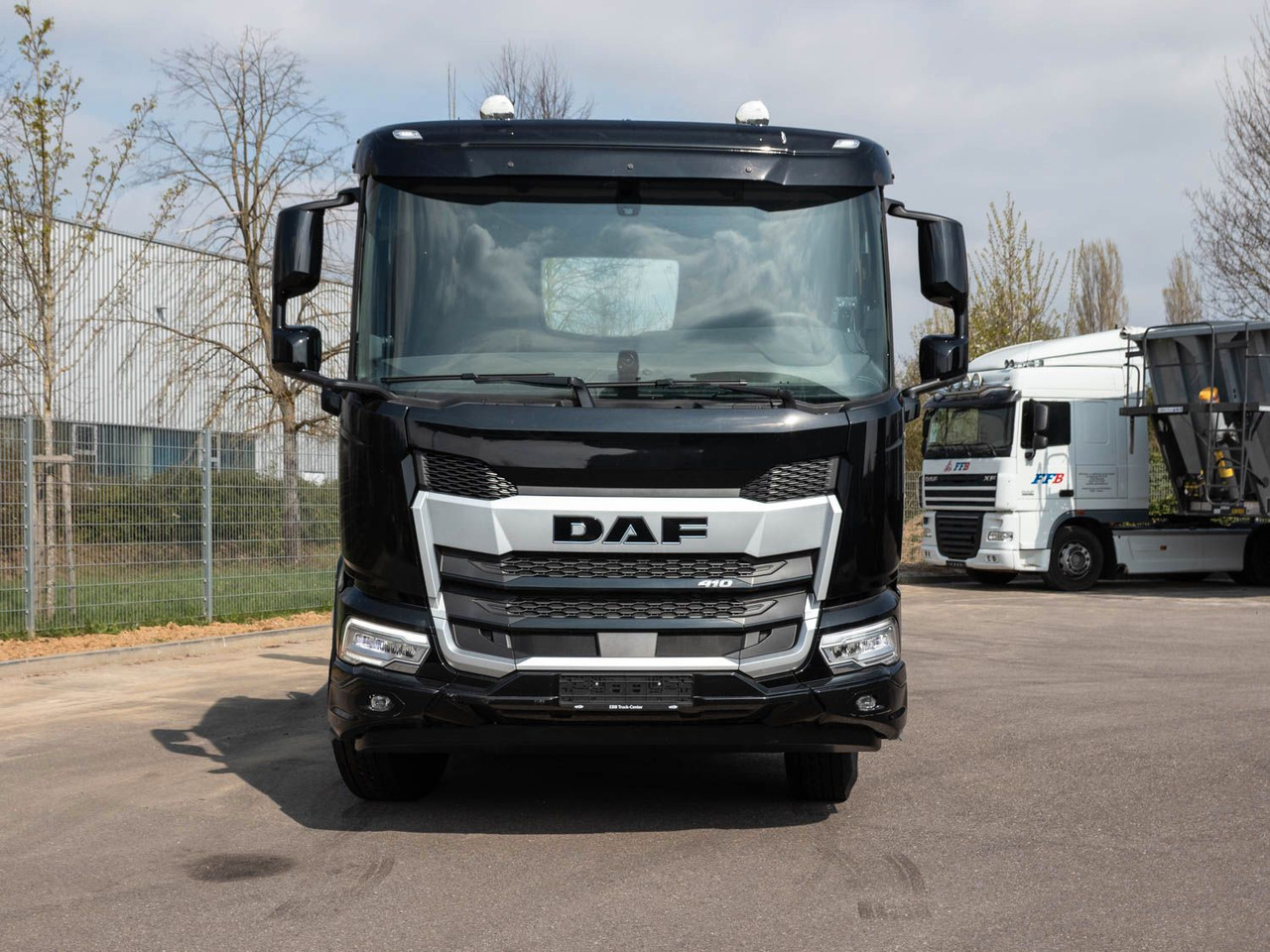 DAF FA XD 410 VDL Absetzkipper DAF FA XD 410 VDL Absetzkipper - Портальный бункеровоз: фото 2 DAF FA XD 410 VDL Absetzkipper DAF FA XD 410 VDL Absetzkipper - Портальный бункеровоз: фото 2