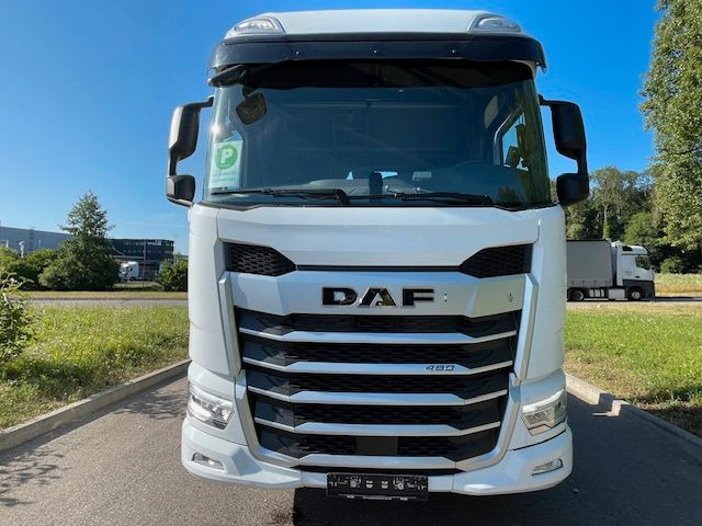DAF FAN XF 480 mit VDL Abrollkipper DAF FAN XF 480 mit VDL Abrollkipper - Крюковой мультилифт: фото 2 DAF FAN XF 480 mit VDL Abrollkipper DAF FAN XF 480 mit VDL Abrollkipper - Крюковой мультилифт: фото 2