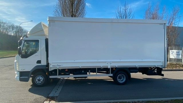 DAF LF 210 8t Pritsche-Plane LBW Tageszulassung DAF FA LF 210 08t Spier Pritsche-Plane - Тентованный грузовик: фото 3 DAF LF 210 8t Pritsche-Plane LBW Tageszulassung DAF FA LF 210 08t Spier Pritsche-Plane - Тентованный грузовик: фото 3
