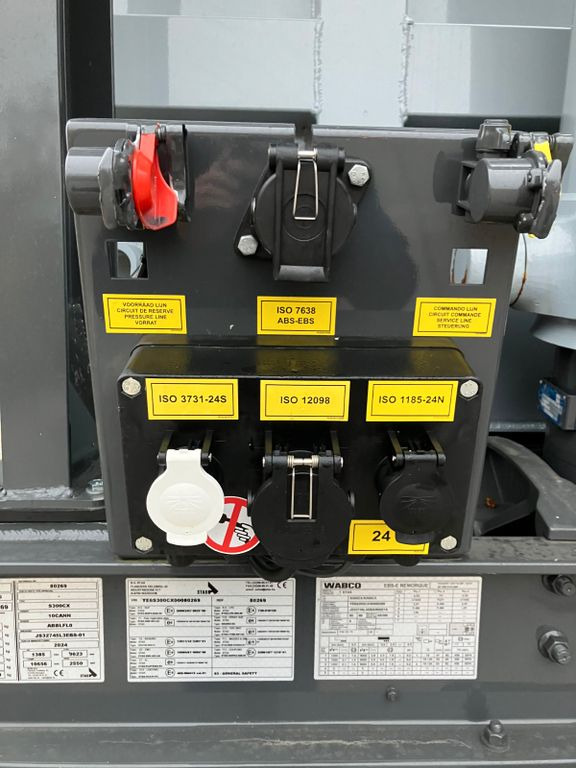 Stas agroSTAR 51,8 Kippsattelauflieger Stas agroSTAR 51,8 Kippsattelauflieger - Самосвальный полуприцеп: фото 4 Stas agroSTAR 51,8 Kippsattelauflieger Stas agroSTAR 51,8 Kippsattelauflieger - Самосвальный полуприцеп: фото 4