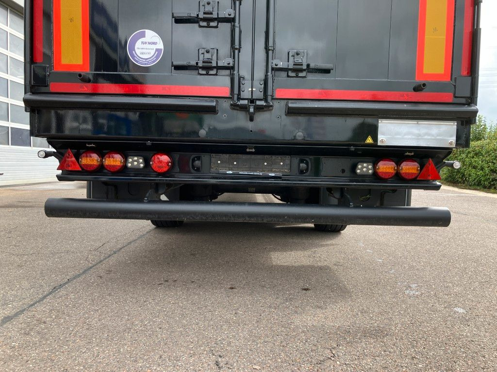 Полуприцеп с подвижным полом Stas bioSTAR 90,6 cbm: фото 8 Полуприцеп с подвижным полом Stas bioSTAR 90,6 cbm: фото 8