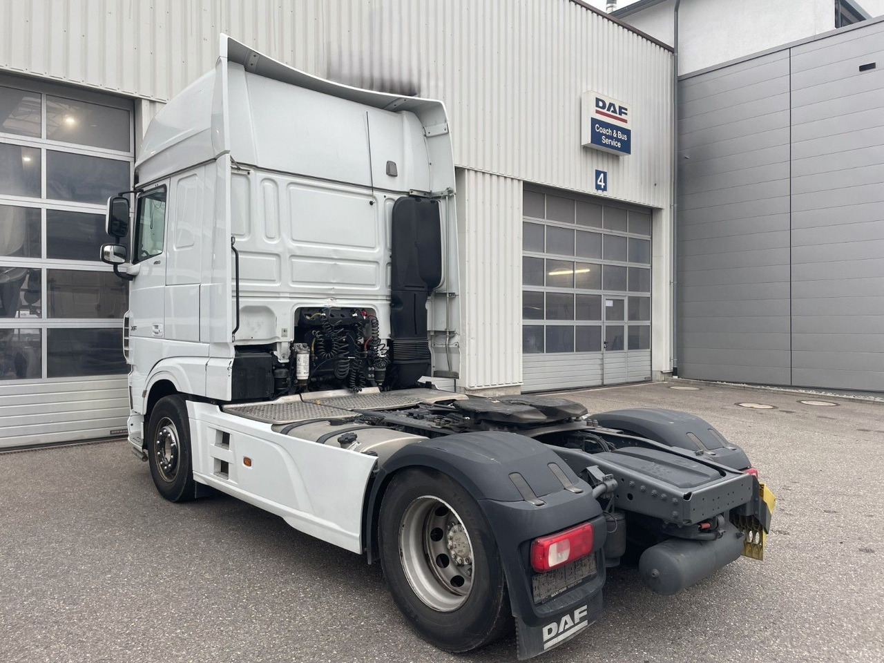 DAF FT XF480 SSC, 2x Tank, Standklima, Lampenbügel DAF FT XF480 SSC, 2x Tank, Standklima, Lampenbügel - Тягач: фото 5 DAF FT XF480 SSC, 2x Tank, Standklima, Lampenbügel DAF FT XF480 SSC, 2x Tank, Standklima, Lampenbügel - Тягач: фото 5