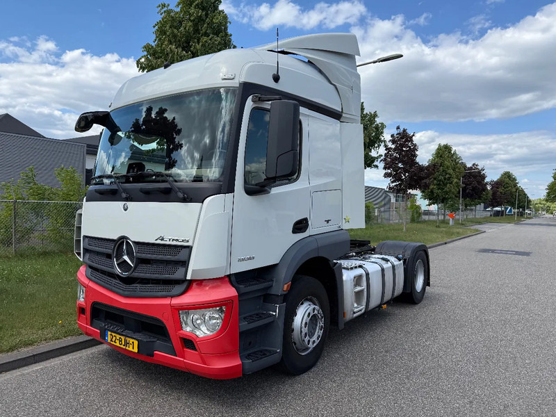 Mercedes-Benz Actros 1936 L 3-2017 only 780.000 km - Тягач: фото 1 Mercedes-Benz Actros 1936 L 3-2017 only 780.000 km - Тягач: фото 1