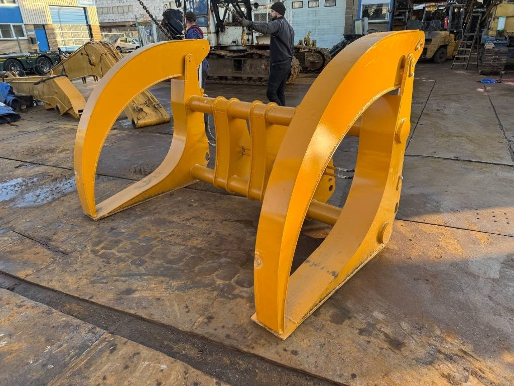 CAT 966 log forks clamp - Грейфер для Лесозаготовительной техники: фото 1 CAT 966 log forks clamp - Грейфер для Лесозаготовительной техники: фото 1