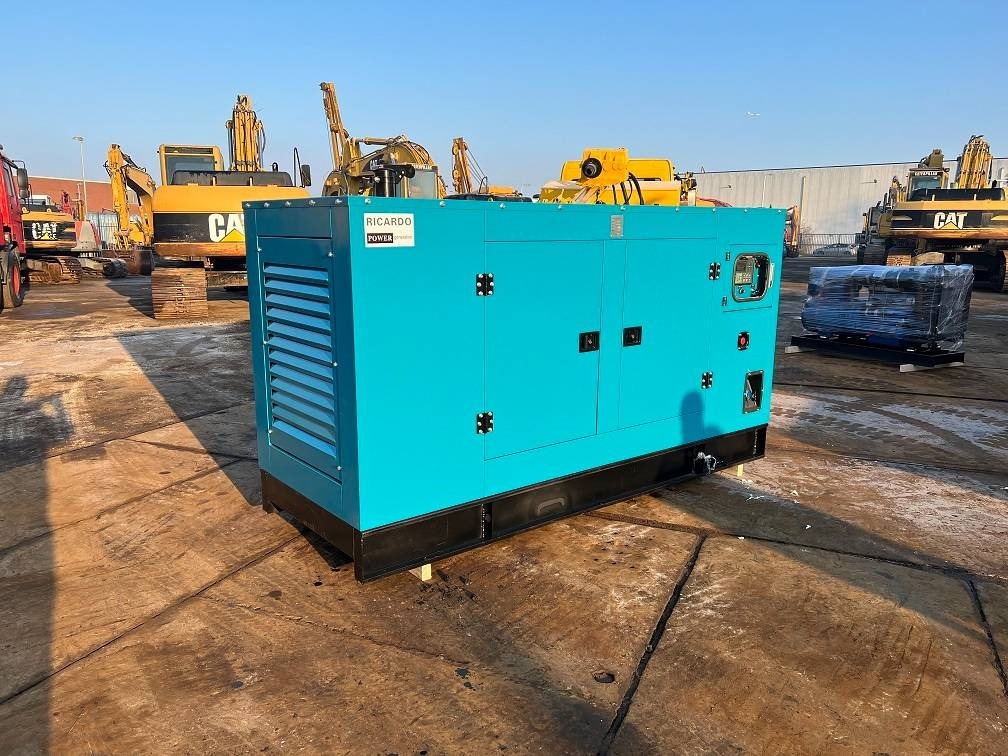 Ricardo 200KVA (160KW) SILENT GENERATOR 3 PHASE 50HZ 400V  - Электрогенератор: фото 1 Ricardo 200KVA (160KW) SILENT GENERATOR 3 PHASE 50HZ 400V  - Электрогенератор: фото 1