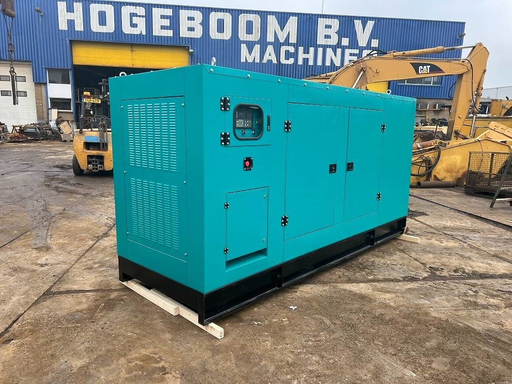 Ricardo 400KVA 320KW SILENT 3 PHASE GENERATOR 50HZ 400V NE  - Электрогенератор: фото 1 Ricardo 400KVA 320KW SILENT 3 PHASE GENERATOR 50HZ 400V NE  - Электрогенератор: фото 1