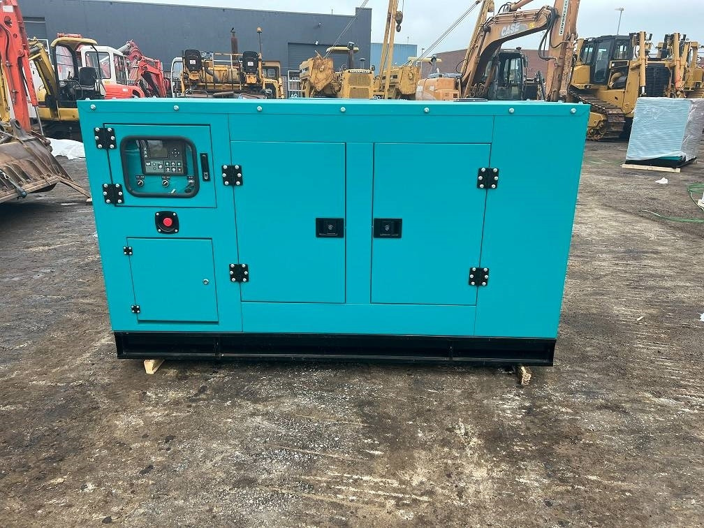 Ricardo 50KVA 40KW SILENT GENERATOR 3 PHASE 50HZ 400V NEW  - Электрогенератор: фото 3 Ricardo 50KVA 40KW SILENT GENERATOR 3 PHASE 50HZ 400V NEW  - Электрогенератор: фото 3