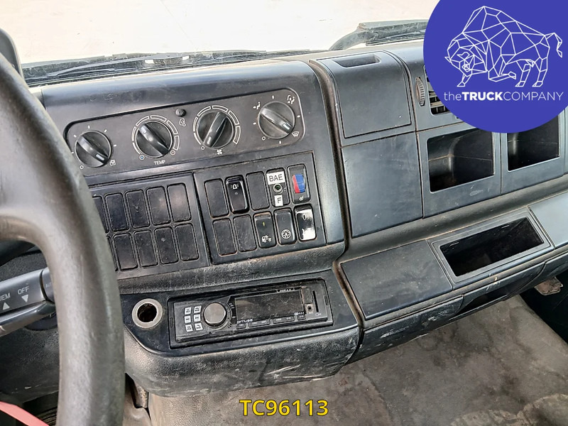 MAN TGA 390 - Грузовик-контейнеровоз/ Сменный кузов: фото 3 MAN TGA 390 - Грузовик-контейнеровоз/ Сменный кузов: фото 3