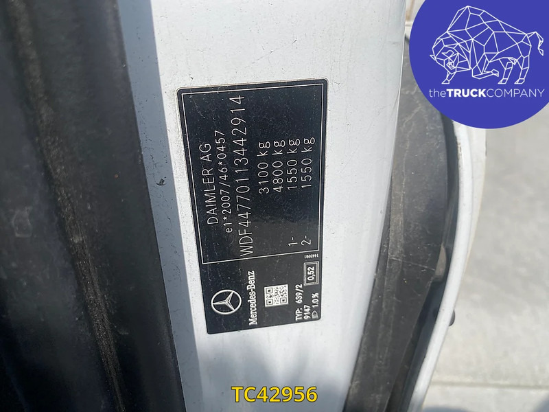 Mercedes-Benz Vito 111 CDI MINIBUS 9 SEATS - Микроавтобус, Пассажирский фургон: фото 2 Mercedes-Benz Vito 111 CDI MINIBUS 9 SEATS - Микроавтобус, Пассажирский фургон: фото 2