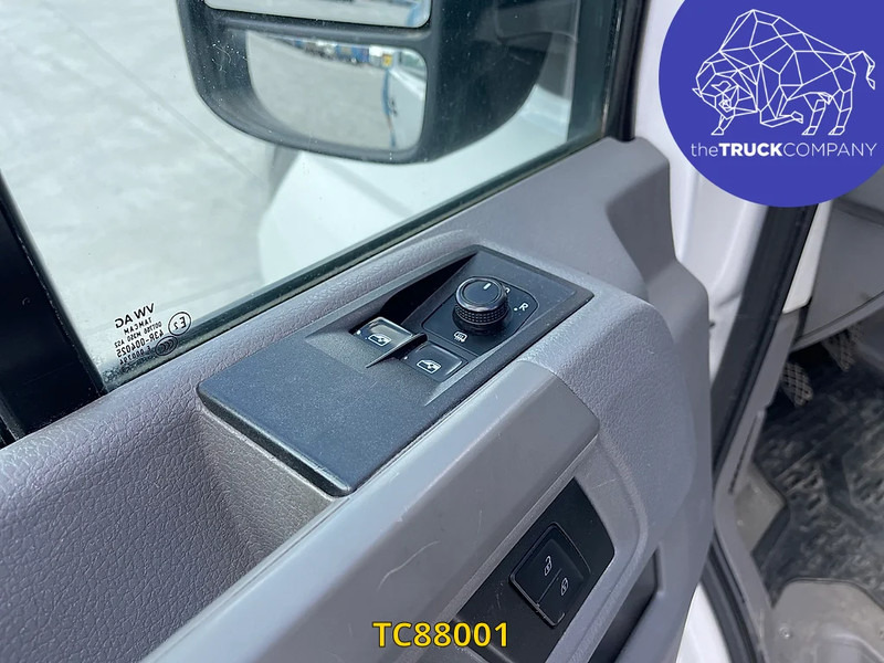 Малотоннажный бортовой грузовик Volkswagen Crafter 2.0 TDI DUBBELE CABINE - OPEN LAADBAK: фото 20 Малотоннажный бортовой грузовик Volkswagen Crafter 2.0 TDI DUBBELE CABINE - OPEN LAADBAK: фото 20