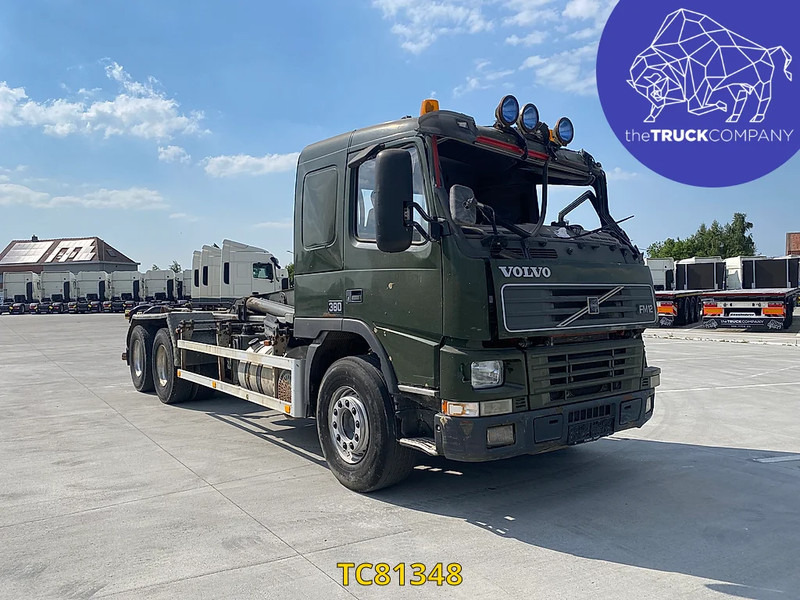 Volvo FH 380 - Грузовик-контейнеровоз/ Сменный кузов: фото 2 Volvo FH 380 - Грузовик-контейнеровоз/ Сменный кузов: фото 2