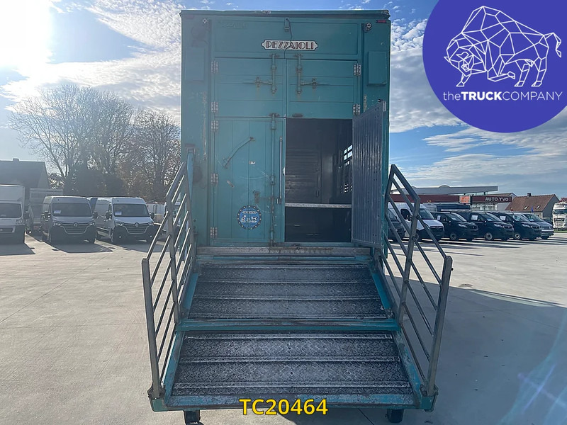 Volvo FH 480 - Грузовик для перевозки животных: фото 3 Volvo FH 480 - Грузовик для перевозки животных: фото 3