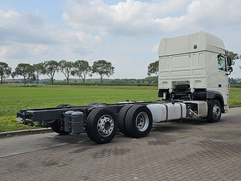 DAF XF 480 SSC 6X2 FAR INTARDER - Грузовик-шасси: фото 3 DAF XF 480 SSC 6X2 FAR INTARDER - Грузовик-шасси: фото 3
