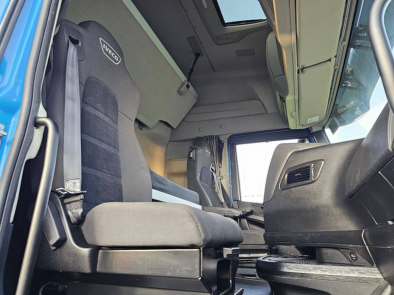 Грузовик-контейнеровоз/ Сменный кузов Iveco S-WAY AS260S46 LNG: фото 7 Грузовик-контейнеровоз/ Сменный кузов Iveco S-WAY AS260S46 LNG: фото 7