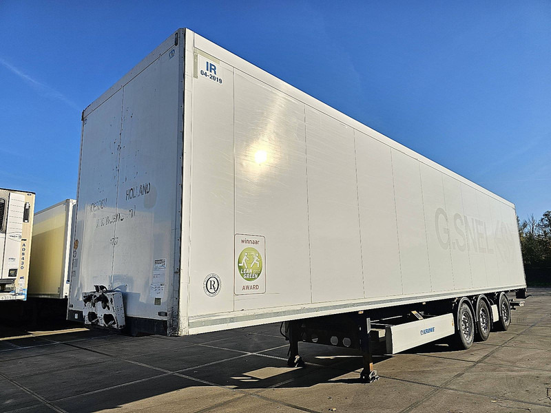 Krone SD - Полуприцеп-фургон: фото 1 Krone SD - Полуприцеп-фургон: фото 1