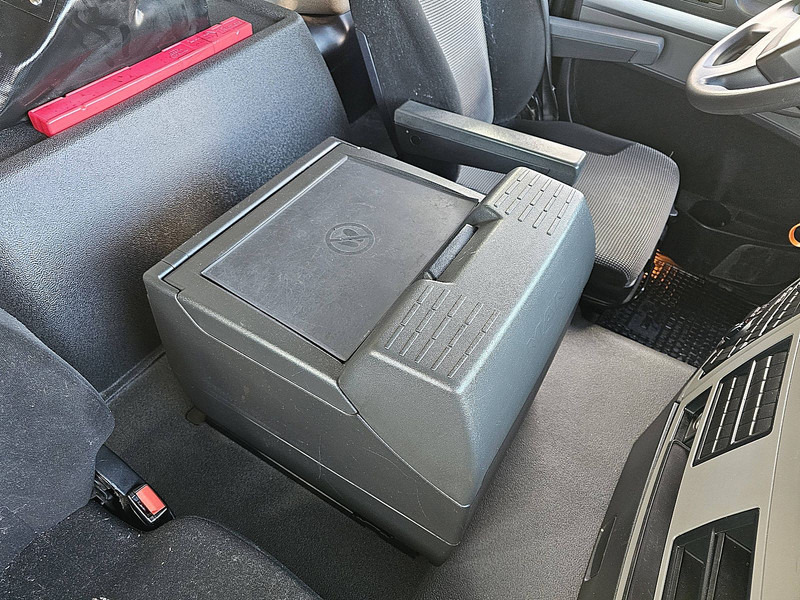 Грузовик бортовой/ Платформа MAN 26.420 TGS 6X2/4 ADR AT 285TKM: фото 11