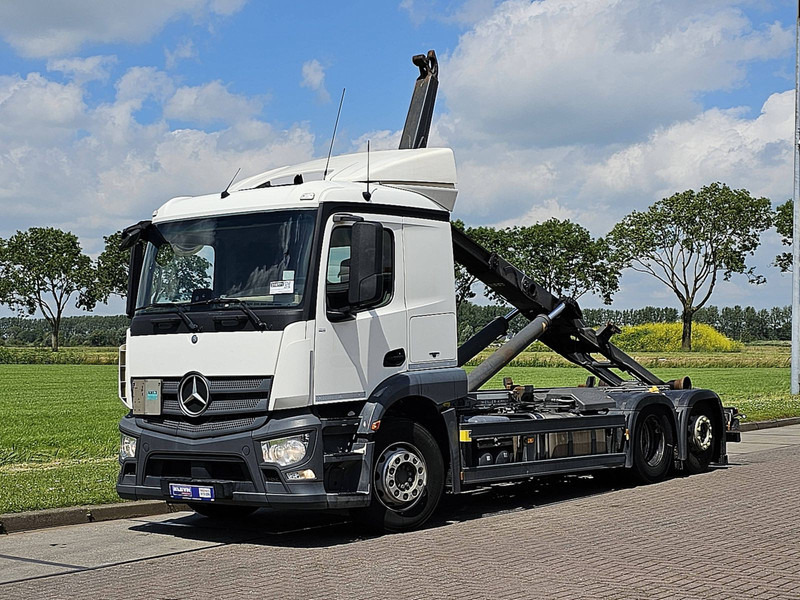 Mercedes-Benz ACTROS 2543 6X2 STEERAXLE HOOK - Крюковой мультилифт: фото 2 Mercedes-Benz ACTROS 2543 6X2 STEERAXLE HOOK - Крюковой мультилифт: фото 2
